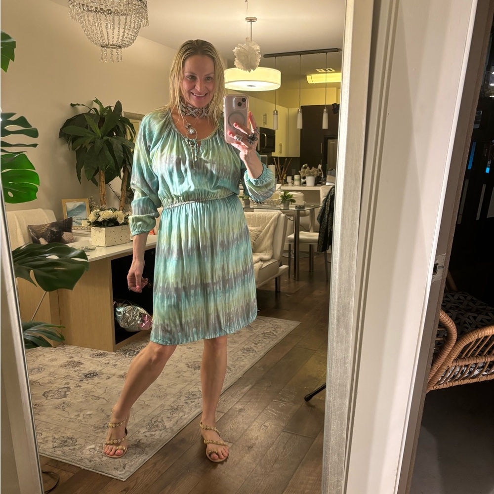 100% Rayon Dress - Size S